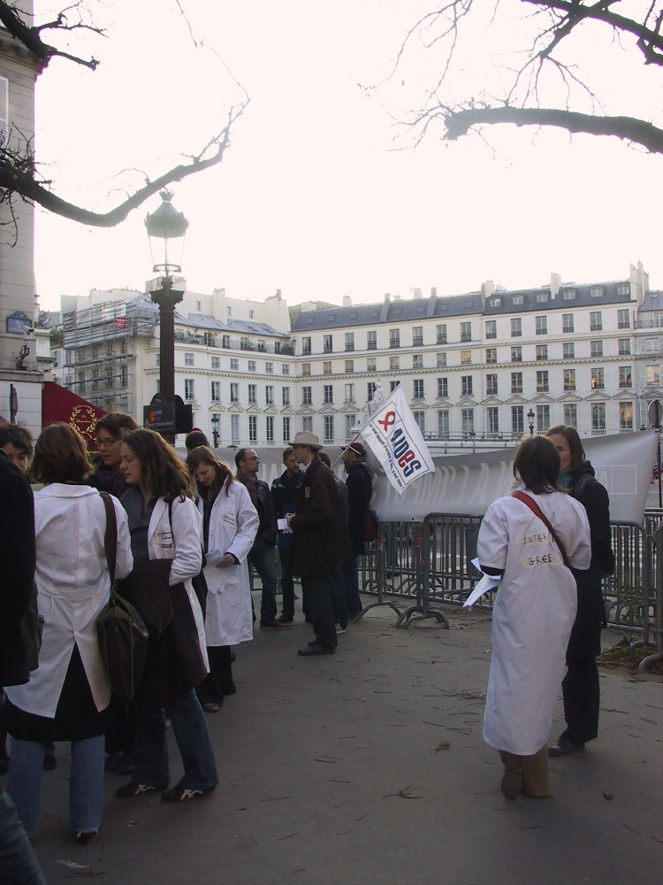 Contre les franchises médicales4