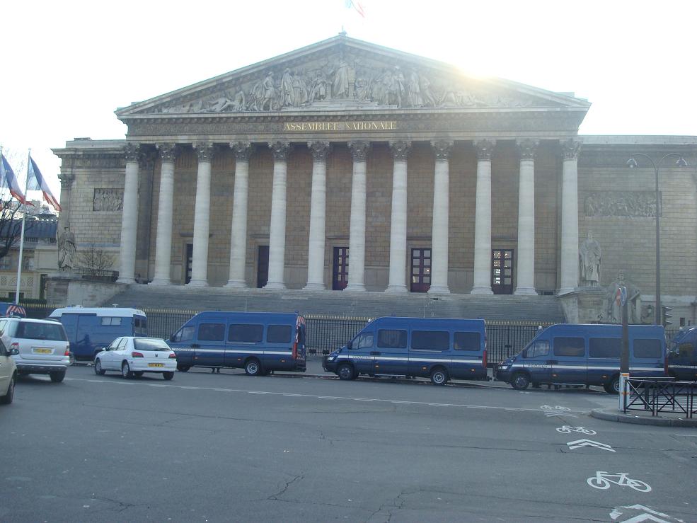 Assemblée nationnale, police nationnale