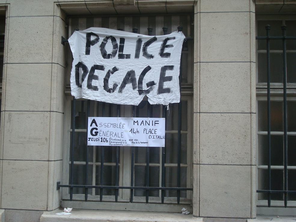 Police dégage