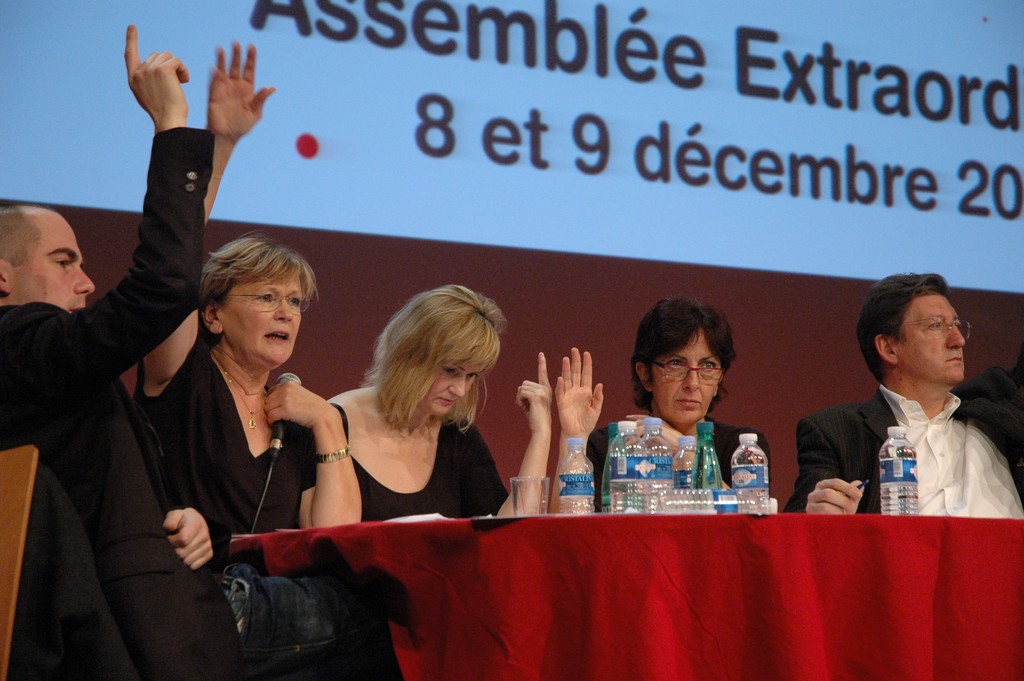 Assemblée extraordinaire du PCF, 8-9 décembre 2007