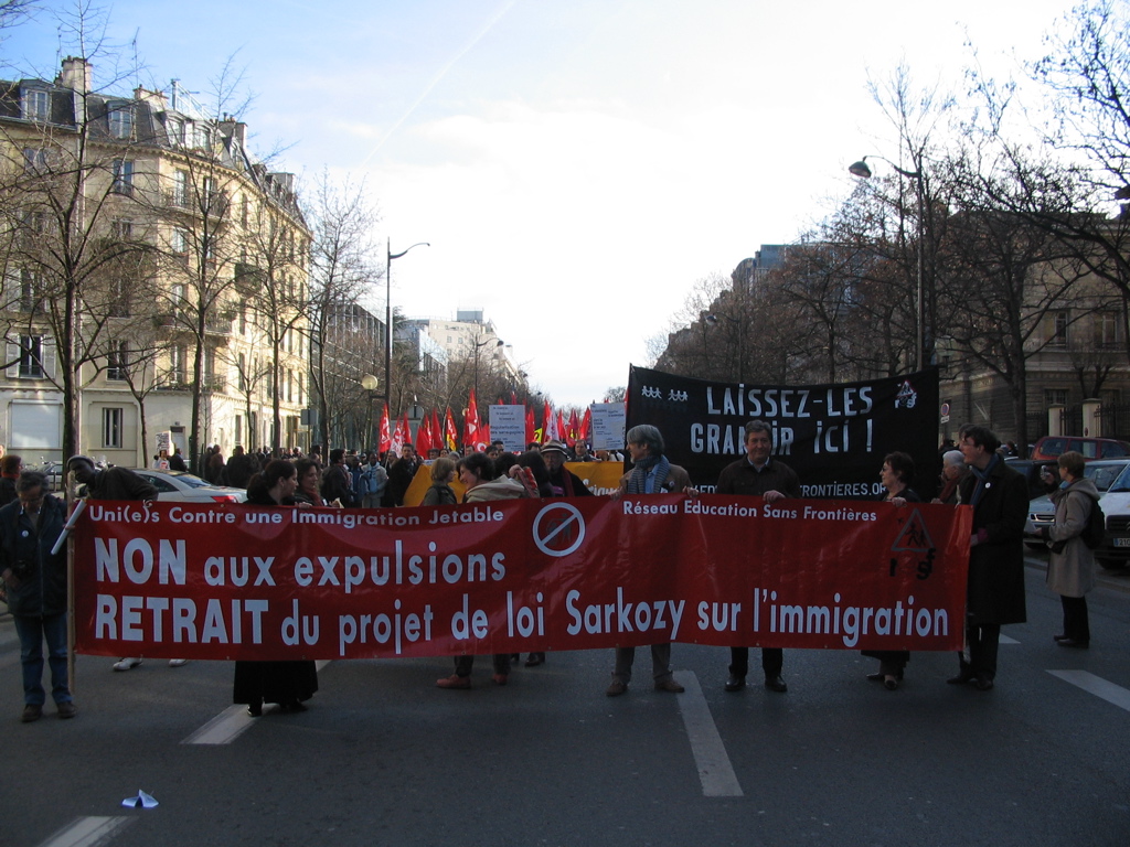 manif anticoloniale