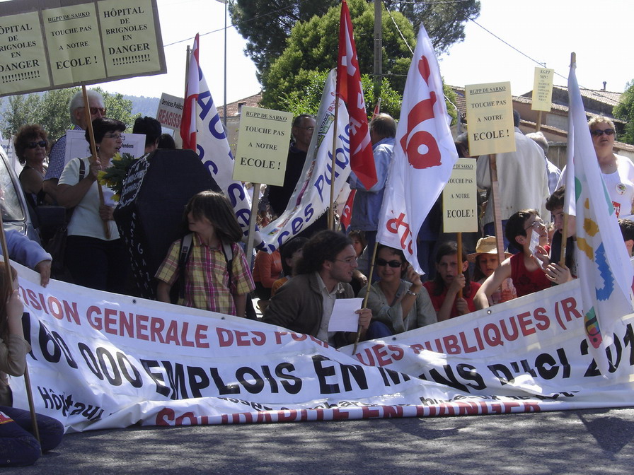 Journée de défense des services publics à Brignoles (83) samedi 14 juin 2008