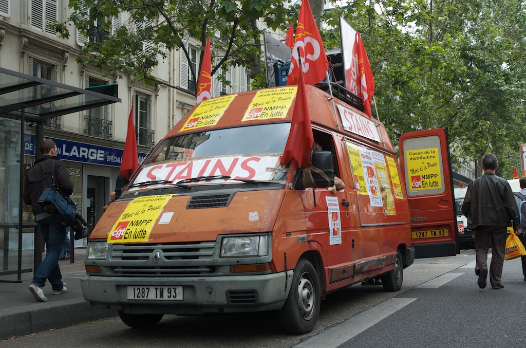 Camionnette rouge