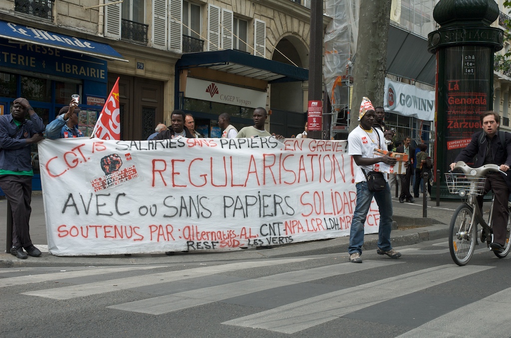 Sans-papiers