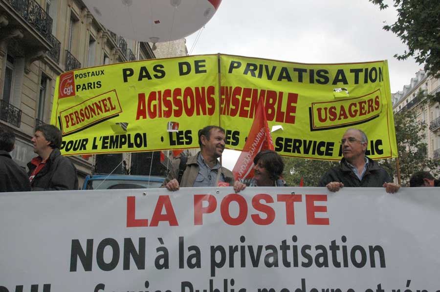 MANIF LA POSTE 230908