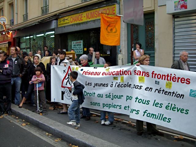 24/09/07 Manif à la mémoire de Chunlan Liu