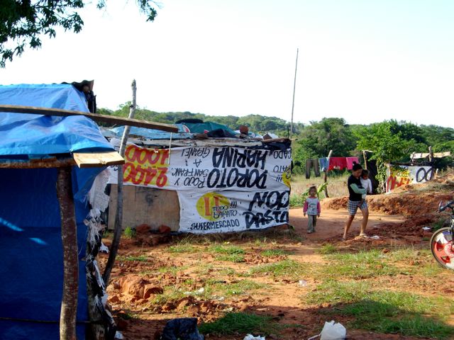 Paraguay cabane de sans toit à Carmen Soler