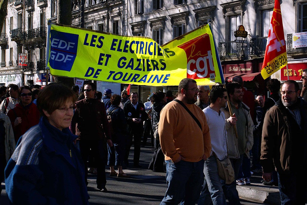 MANIF UNITAIRE DE TOURS