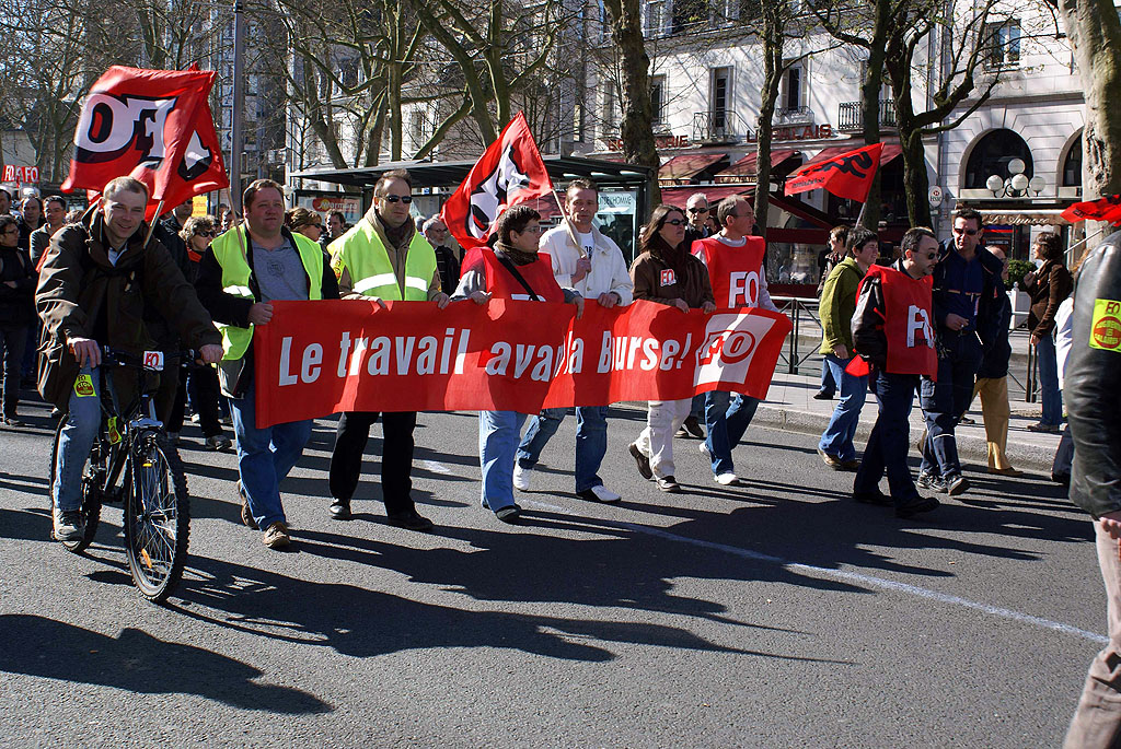 MANIF UNITAIRE DE TOURS