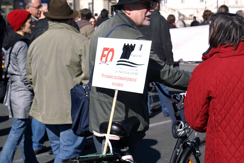 MANIF UNITAIRE DE TOURS