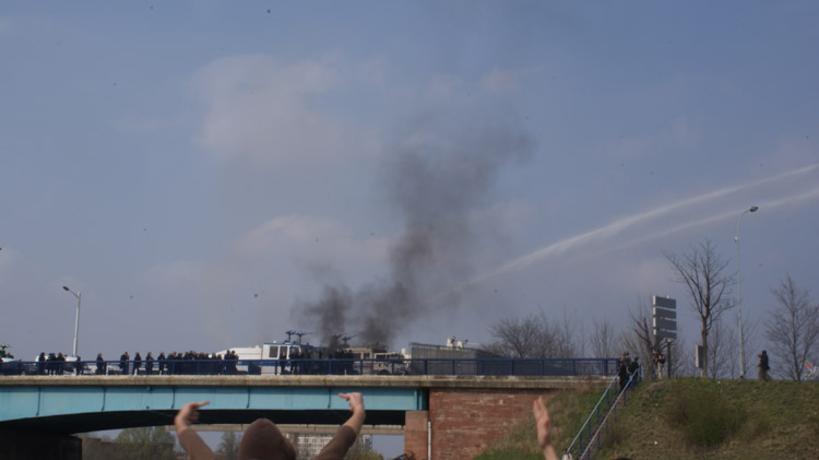 canons à eau sur le grand pont