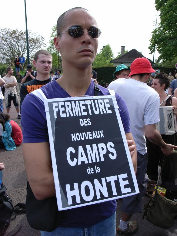 Fermeture des camps de la honte