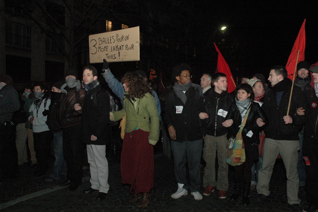 Rassemblement en solidarité avec la jeunesse de Grèce, 12 décembre 2008, à Paris