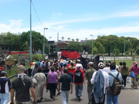 OTRO CAMINO PARA SUPERAR LA CRISIS - ARGENTINA- CORTE PUENTE PUEYRREDÓN 7