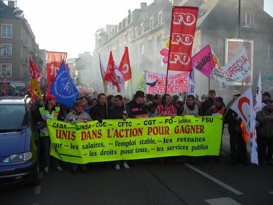 Manif de Nevers banderole unitaire