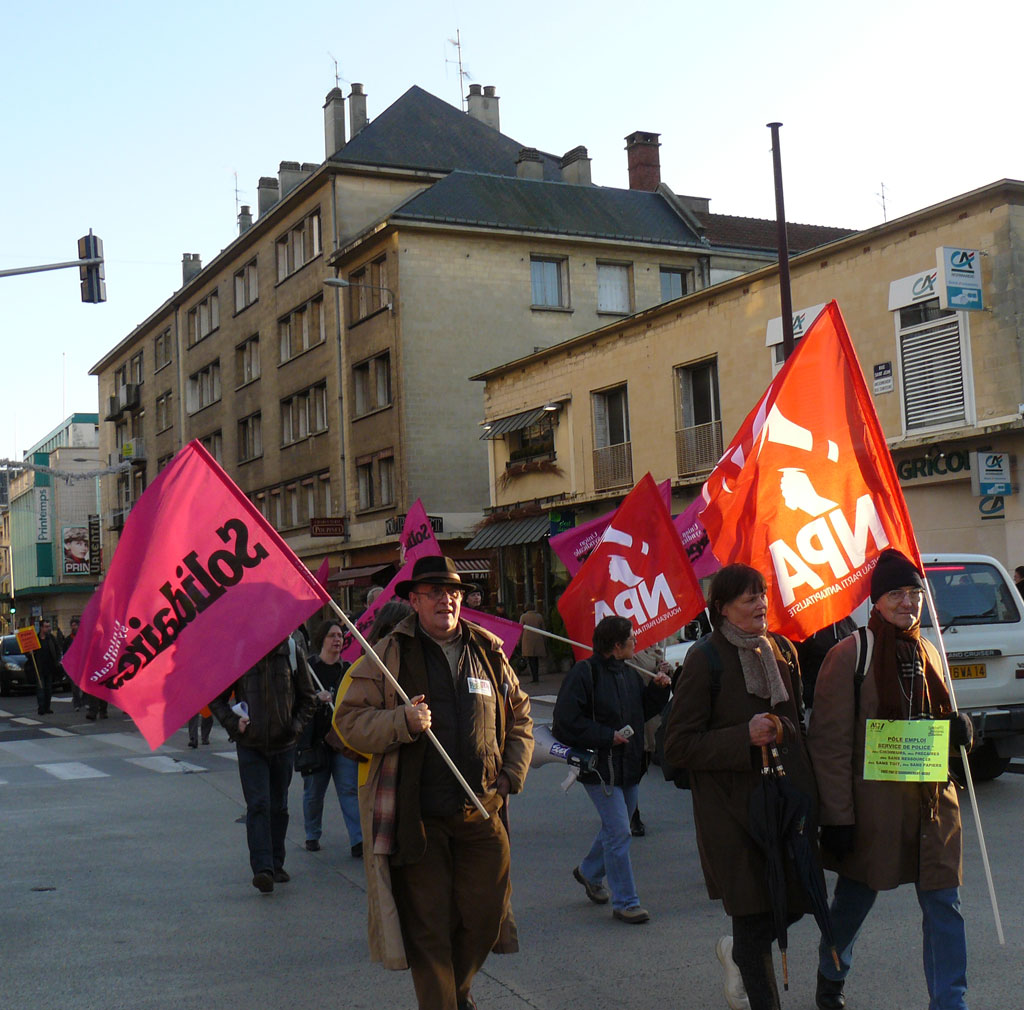 Défilé dans le centre de Caen (14)