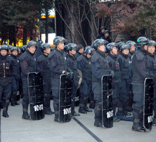 les forces de l'ordre