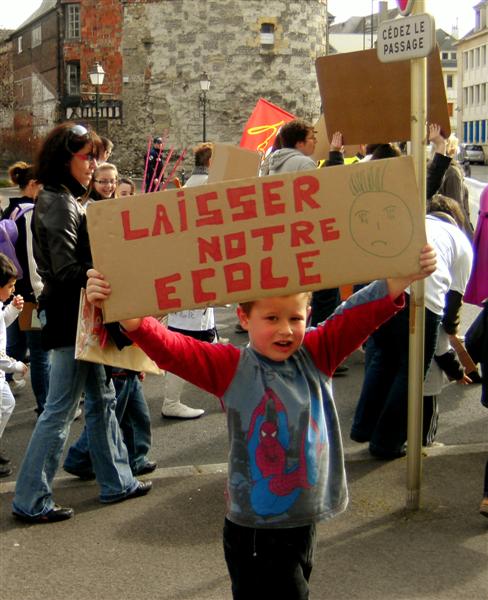 manifestation retraite Lisieux