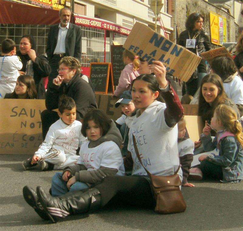 manifestation retraite Lisieux