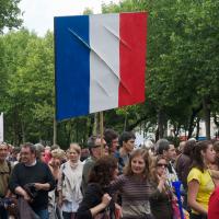 le drapeau lacéré