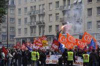 Caen, fumigène sur le camion CGT