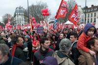 sur la place de la Bastille