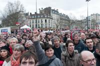 sur la place de la Bastille