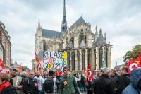 Devant la cathÃ©drale