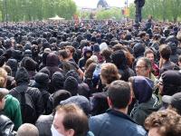 Black Bloc sur le pont