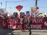 manif dans la fête