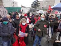 rassemblement devant Louis Mourier