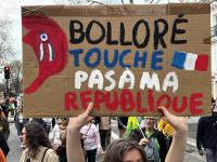 Bolloré, touche pas à ma république