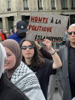 Honte à la politique islamophobe