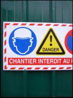 Attention Danger Travail!