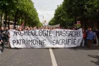 Manifestation à Paris pour la sauvegarde du régime de retraite