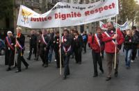 Manif élus Finances locales Paris 18 11 06