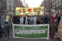 Non à la guerre en IRAK, manifestation à PARIS