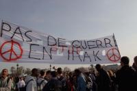 Contre la guerre en IRAK, manifestation à PARIS
