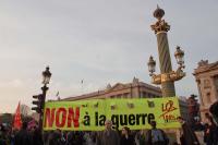 Contre la guerre en IRAK, manifestation à PARIS