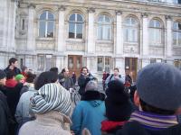 Collectif des déboulonneurs 23-12-2006  Hôtel de Ville - Rue de Rivoli