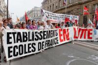 Manifestation à Paris pour la sauvegarde du régime retraite