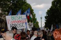 Contre la venue de Bush en France le 5/06/04