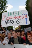 Contre la venue de Bush en France le 05/05/2004