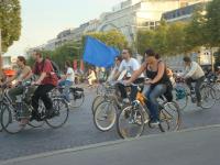 Place aux vélos !