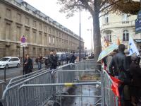 Manif sans papiers bien sécurisée