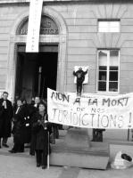 MANIFESTATION DEVANT LE PALAIS DE JUSTICE