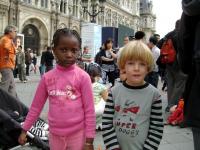 3/10/07 Enfants dans le rassemblement