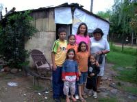 Paraguay famille monoparentale à san antonio
