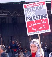 Champ de foire, quartier portuaire, avant la manif et le gazage...