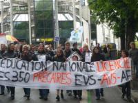 manif des précaires de l'éducation et enseignants solidaires au Mans le 9 juin